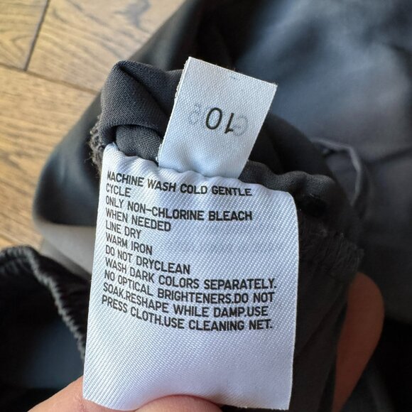 Uniqlo Women's Satin Drape Jogger Pants Gray Large Relaxed Casual Minmalist EUC - Picture 6 of 9